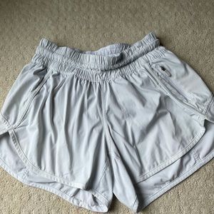 Lululemon tracker shorts